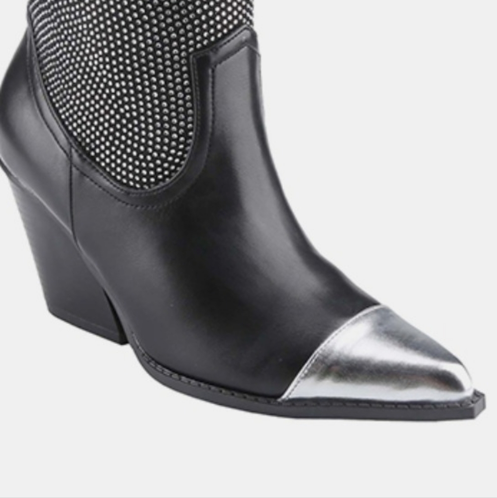 Weeboo Chunky Heel Rhinestone Western Cowboy Boots - Picture 3 of 4